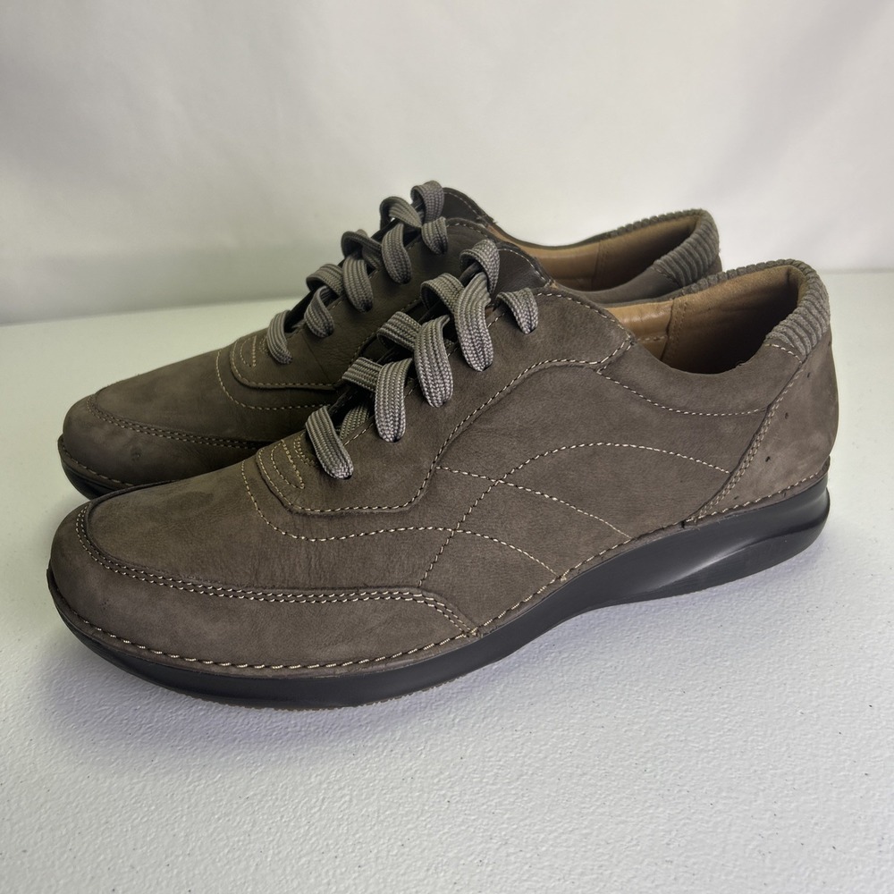 Clarks Appley Tie Taupe Nubuck Leather Comfort Walking Shoes Sneakers Size 9.5